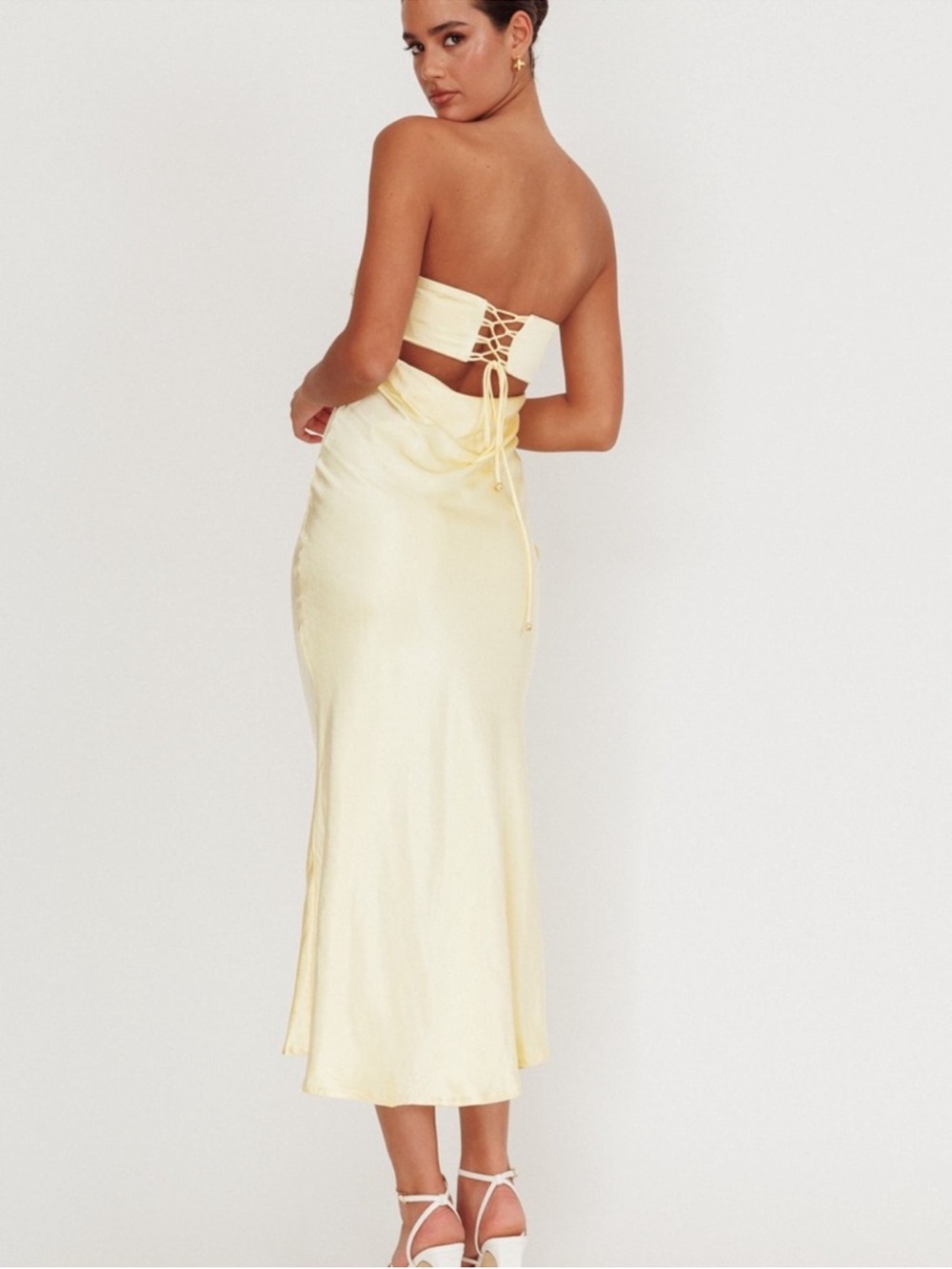 $115 NWT Selfie Leslie Moon Song Strapless Laced Back Dress Butter Yellow M - Picture 3 of 9